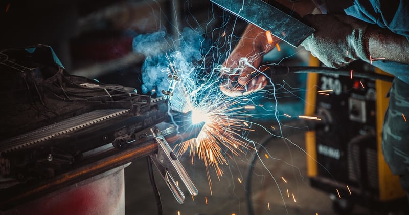 Aménager un atelier de bricolage : rangement, éclairage et sécurité